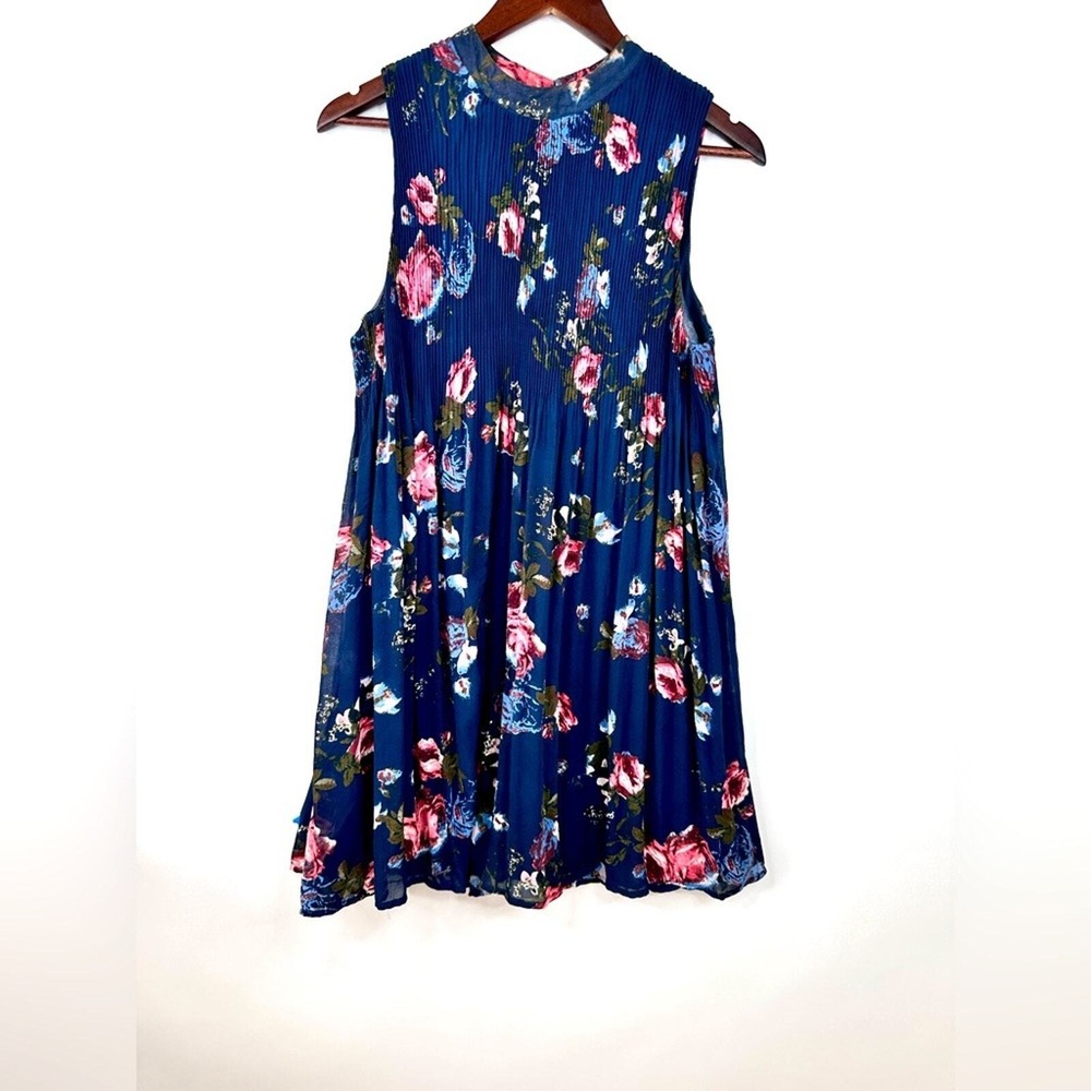 Skylar + Jade Navy Blue Floral Pleated Sleeveless Mini Dress Large TD1062-09H